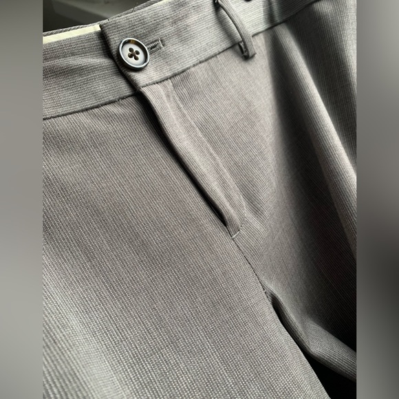 Banana Republic Logan Trousers - Picture 3 of 5